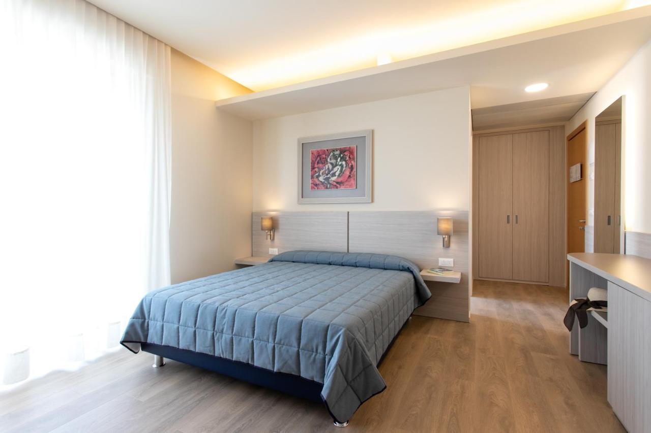 Hotel Ancora Lido di Jesolo Esterno foto