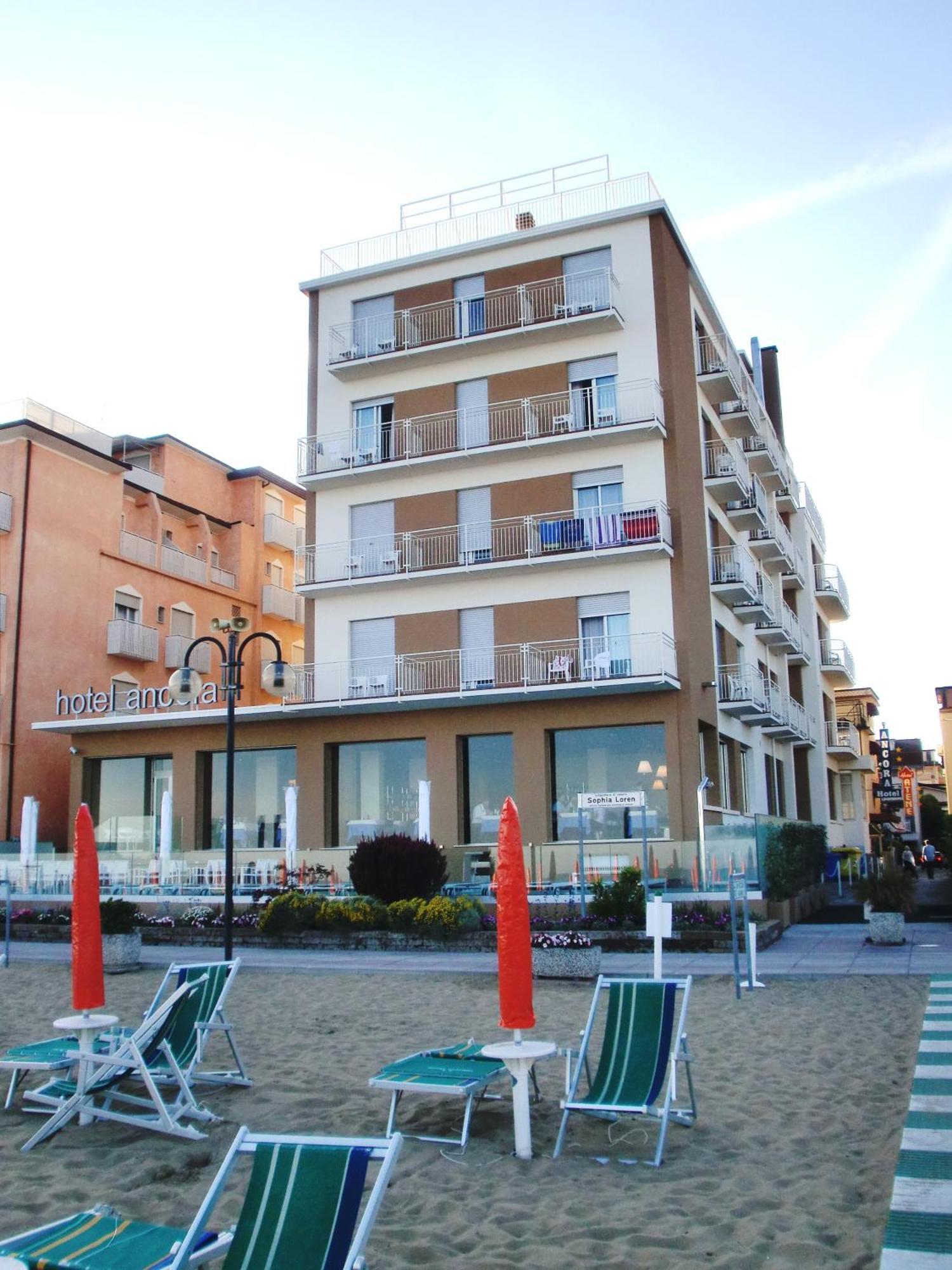 Hotel Ancora Lido di Jesolo Esterno foto