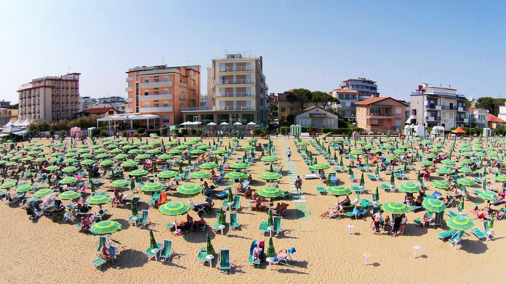 Hotel Ancora Lido di Jesolo Esterno foto