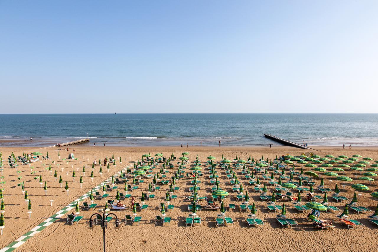 Hotel Ancora Lido di Jesolo Esterno foto