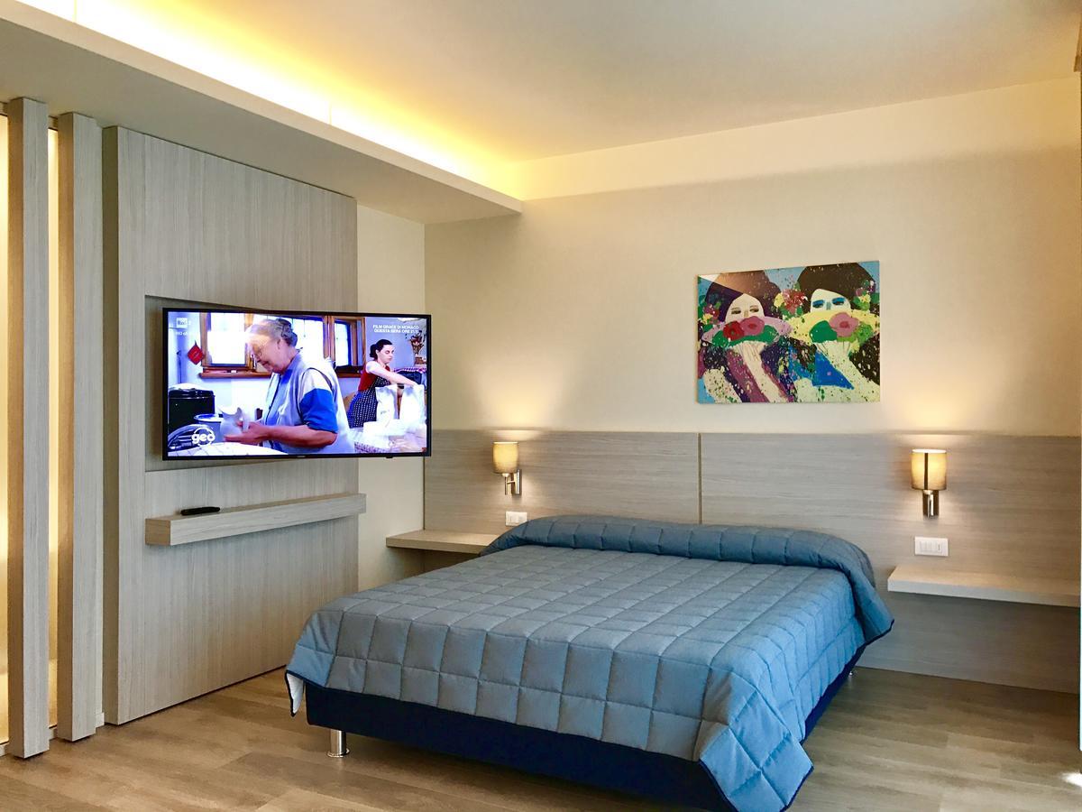Hotel Ancora Lido di Jesolo Esterno foto