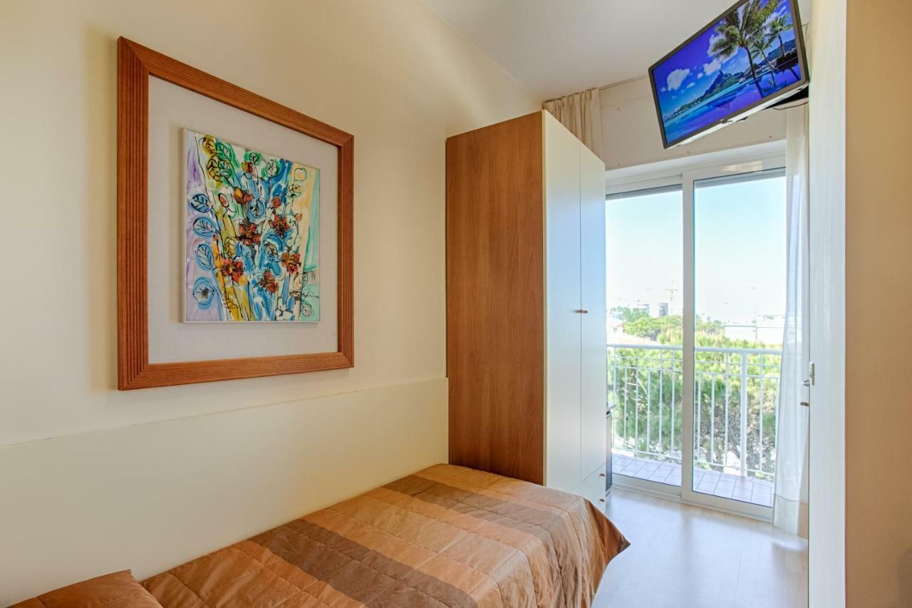 Hotel Ancora Lido di Jesolo Esterno foto